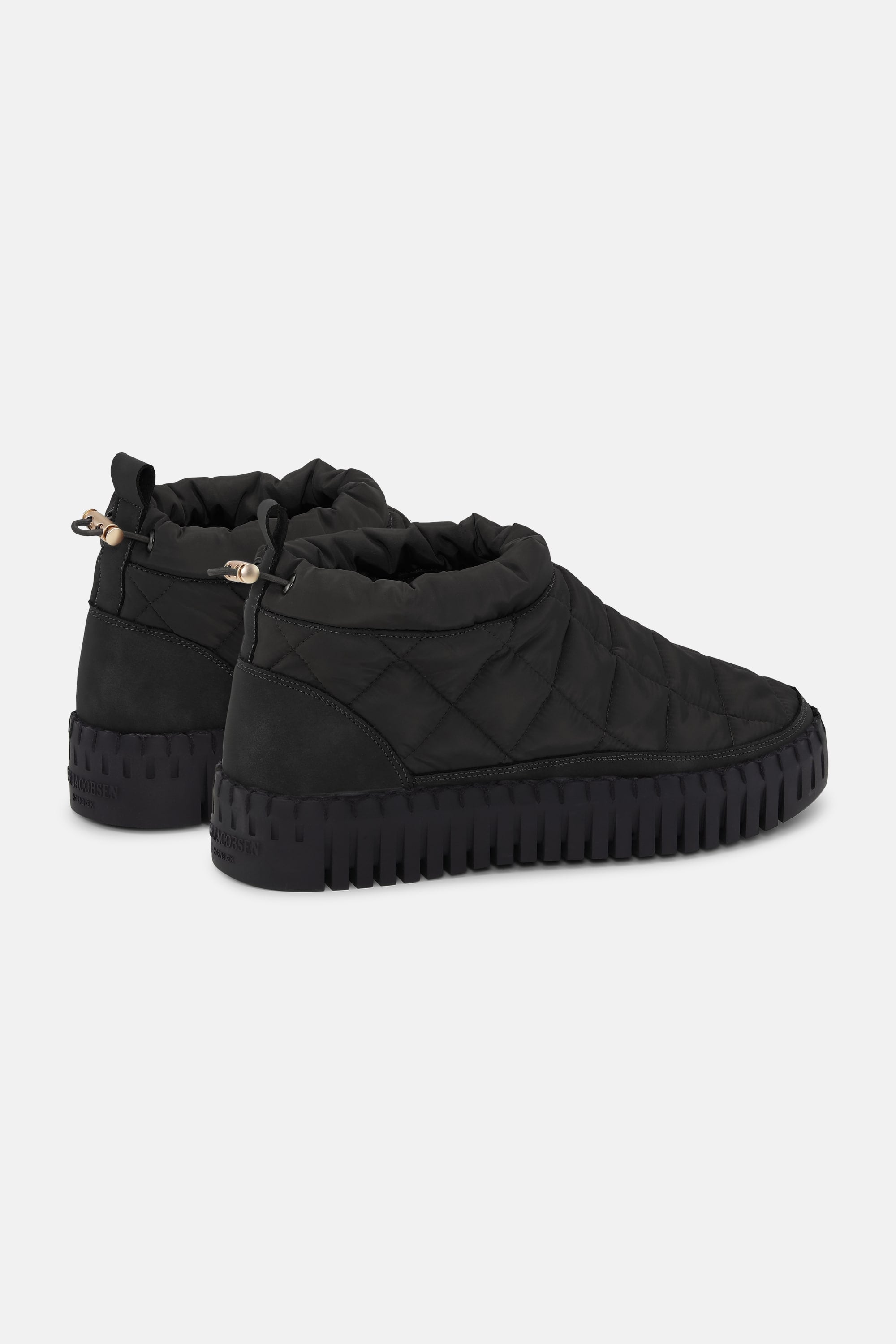 Tulip Low Padded Boot - Black Black